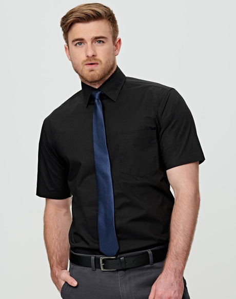 Benchmark M7020S Men's Cotton/Poly Stretch Short Sleeve Shirt - WEARhouse