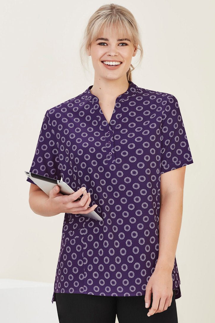 BIZ CARE WOMENS FLORENCE DAISY PRINT TUNIC CS950LS - WEARhouse