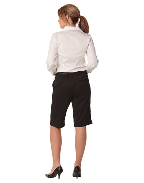 M9441 Women's Poly/Viscose Stretch Knee Length Flexi Waist Shorts - WEARhouse